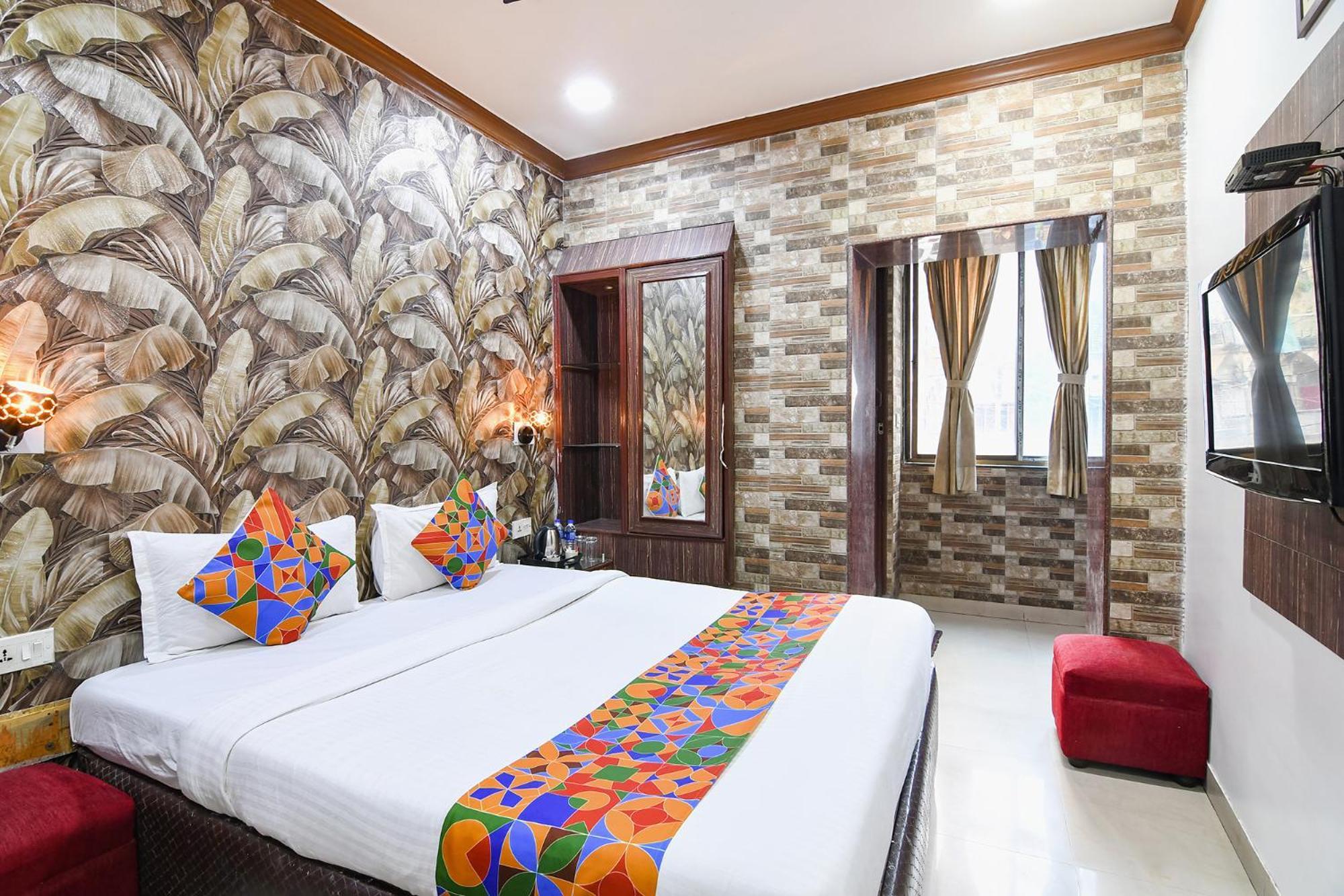 Hotel Diamond Suites Kalküta Dış mekan fotoğraf