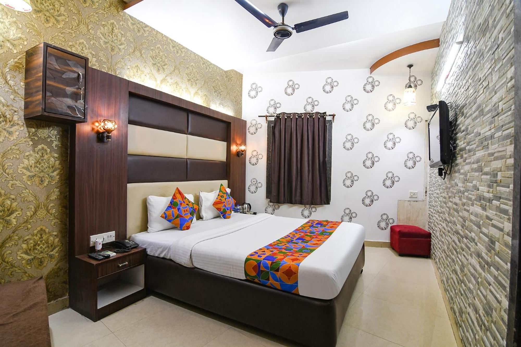 Hotel Diamond Suites Kalküta Dış mekan fotoğraf