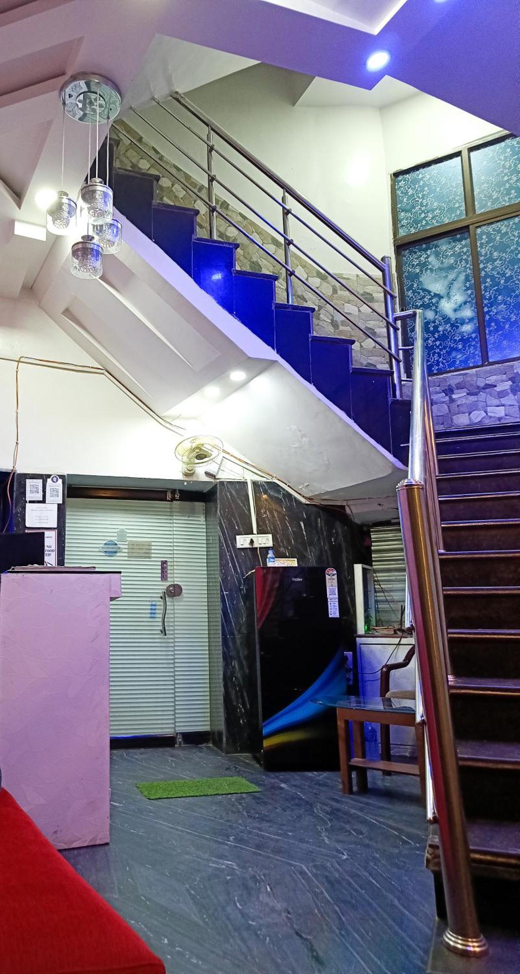 Hotel Diamond Suites Kalküta Dış mekan fotoğraf